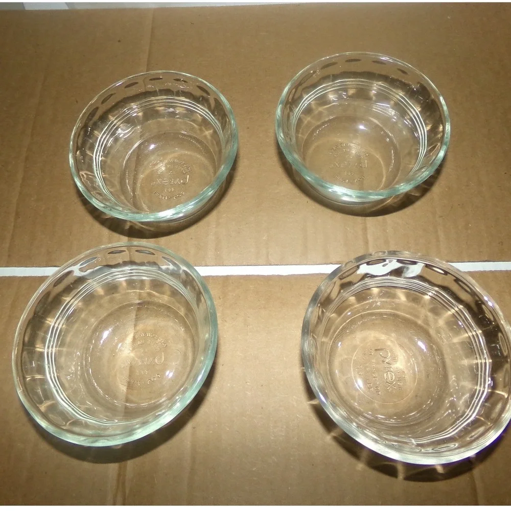Pyrex 6oz  Set of 8 Glass Custard Cups Ramekins Model 463 Scalloped Rim